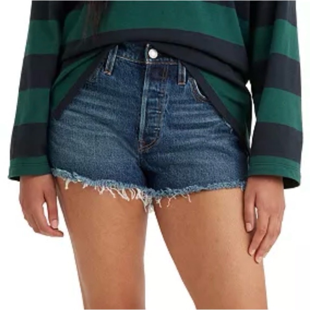Levi’s 501 Original Fit Denim Shorts – SIZE 29